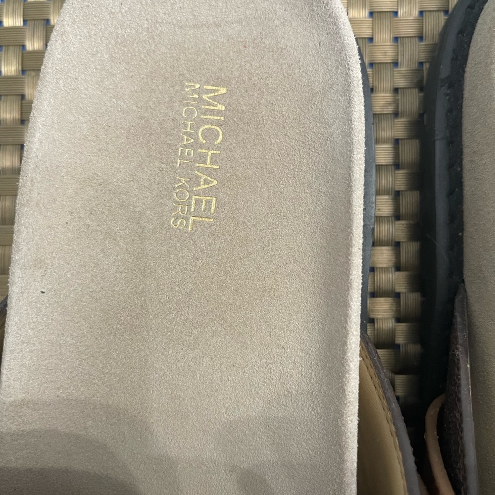 Clogs - Picture 4 of 4